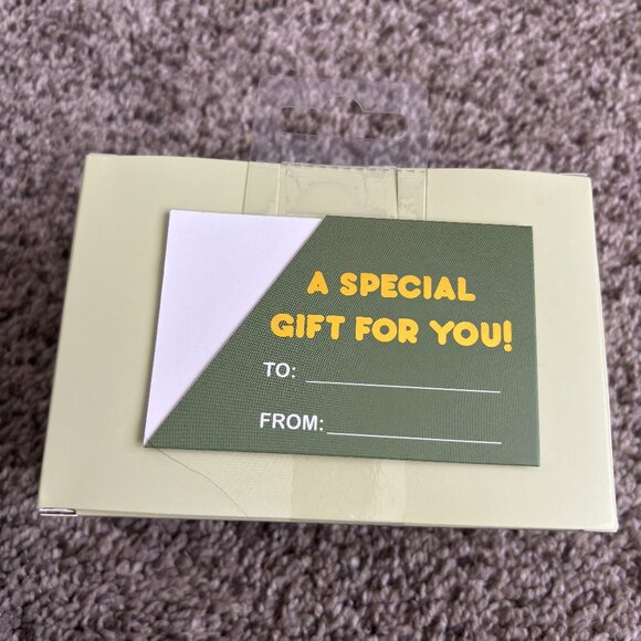 2 Pair Ladies Gift Boxed With Card Holder Slot AVOCADO Crew Socks Size 9-11 - Picture 3 of 3